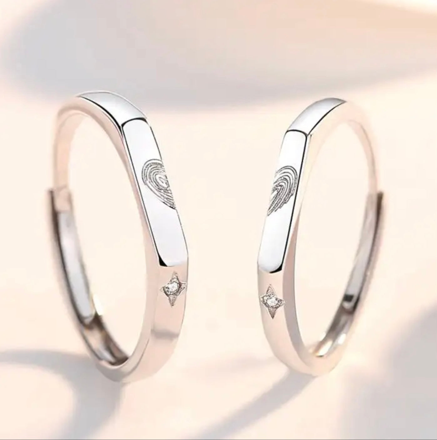 His & Her heart-piece promise Wedding ring set